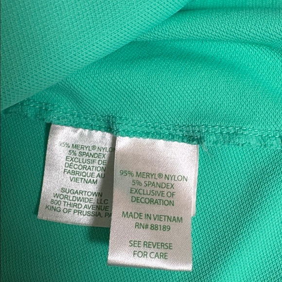 Lily Pulitzer Luxletic top. - Picture 7 of 7